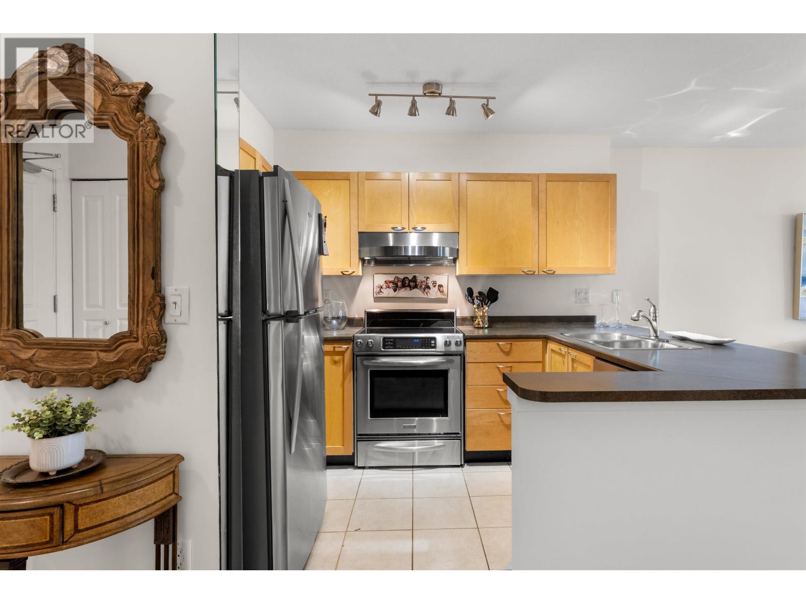 210 7383 Griffiths Drive, Burnaby, British Columbia  V5E 4M8 - Photo 9 - R3111067