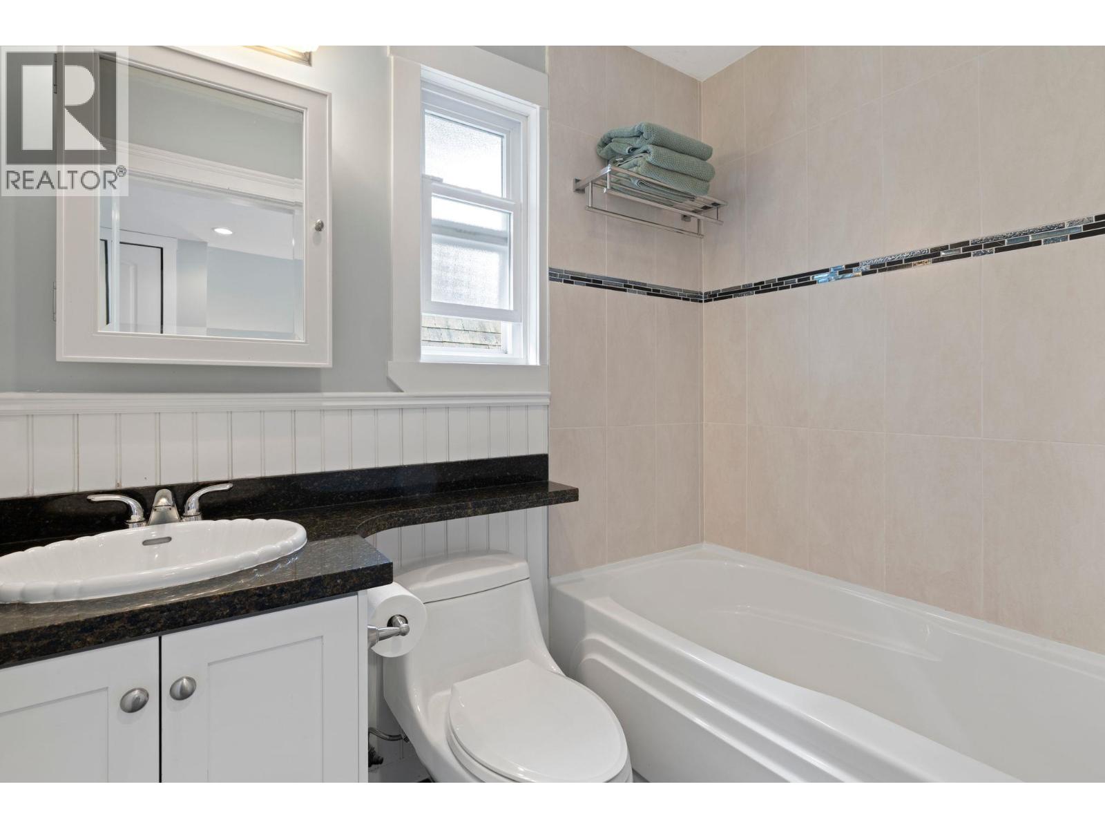 1807 E 7th Avenue, Vancouver, British Columbia  V5N 1S1 - Photo 15 - R3111074