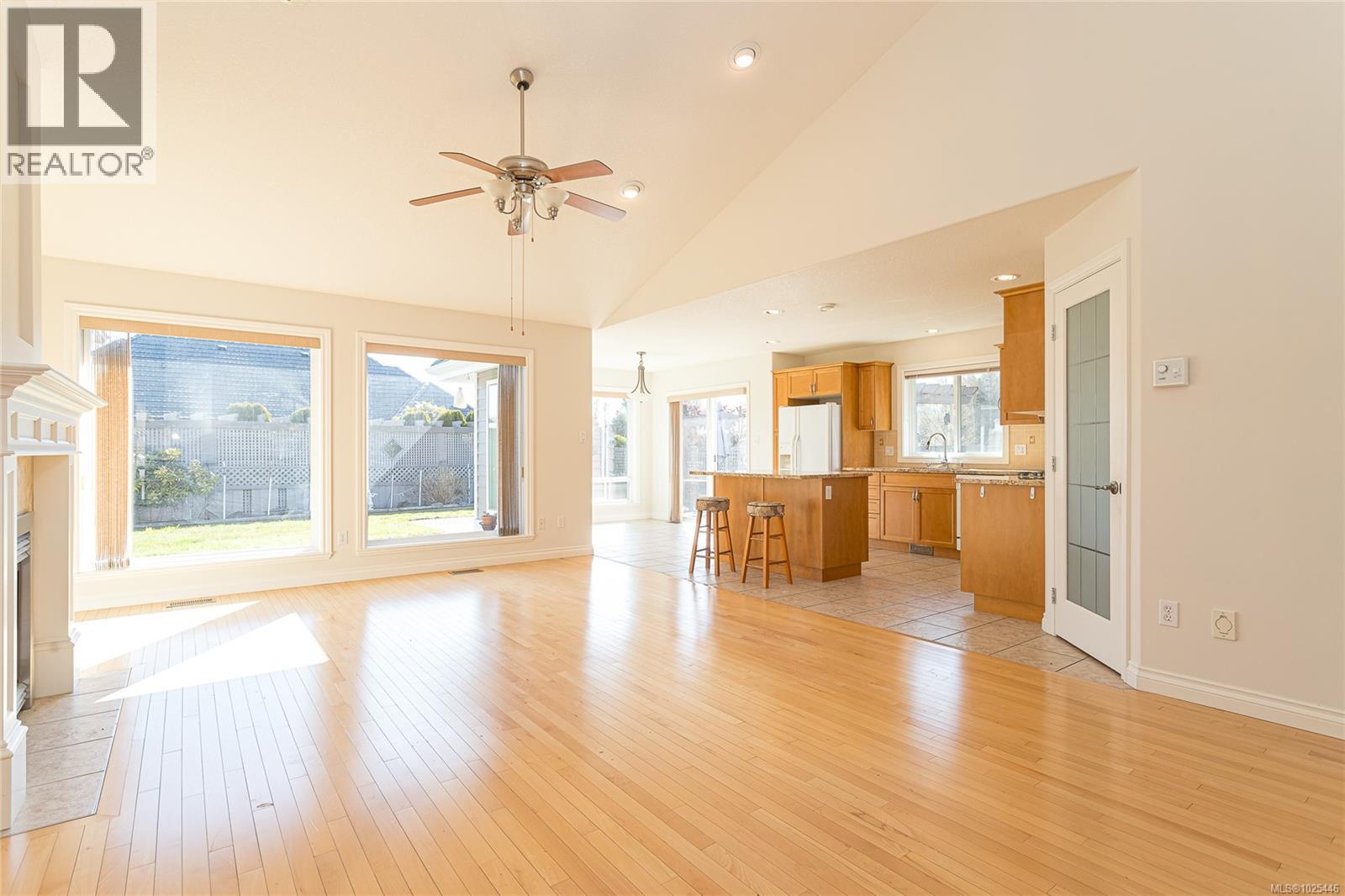 619 Morningstar Dr, Parksville, British Columbia  V9P 2W2 - Photo 6 - 1025446