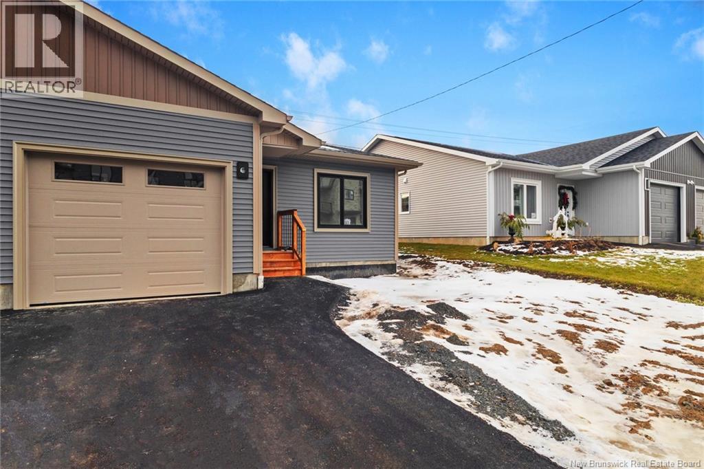 93 Attenborough Drive, Fredericton, New Brunswick  E3A 9R6 - Photo 3 - NB137173