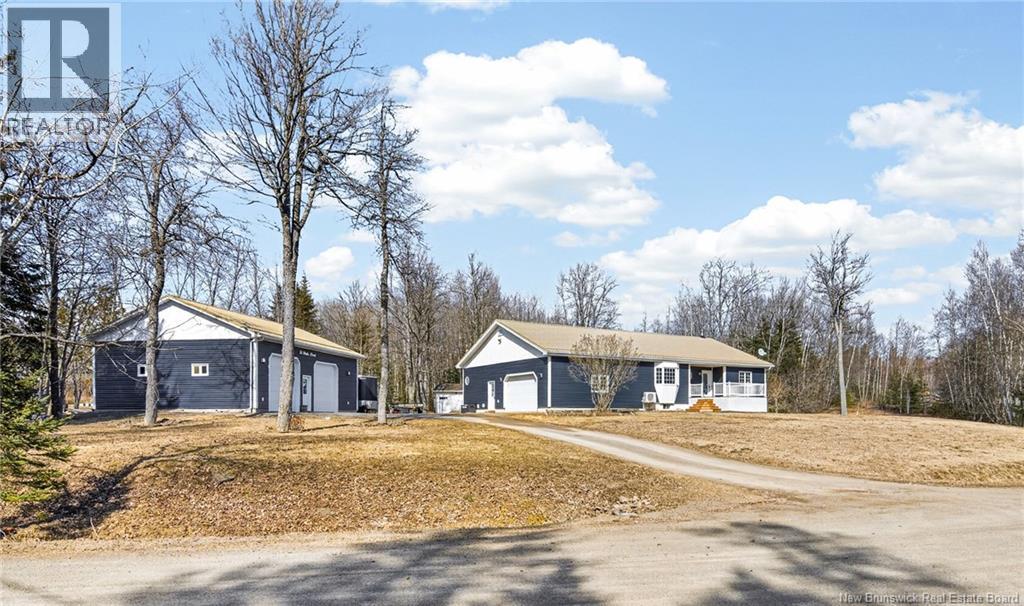 38 Sheila, Berry Mills, New Brunswick  E1G 4X4 - Photo 1 - NB137060