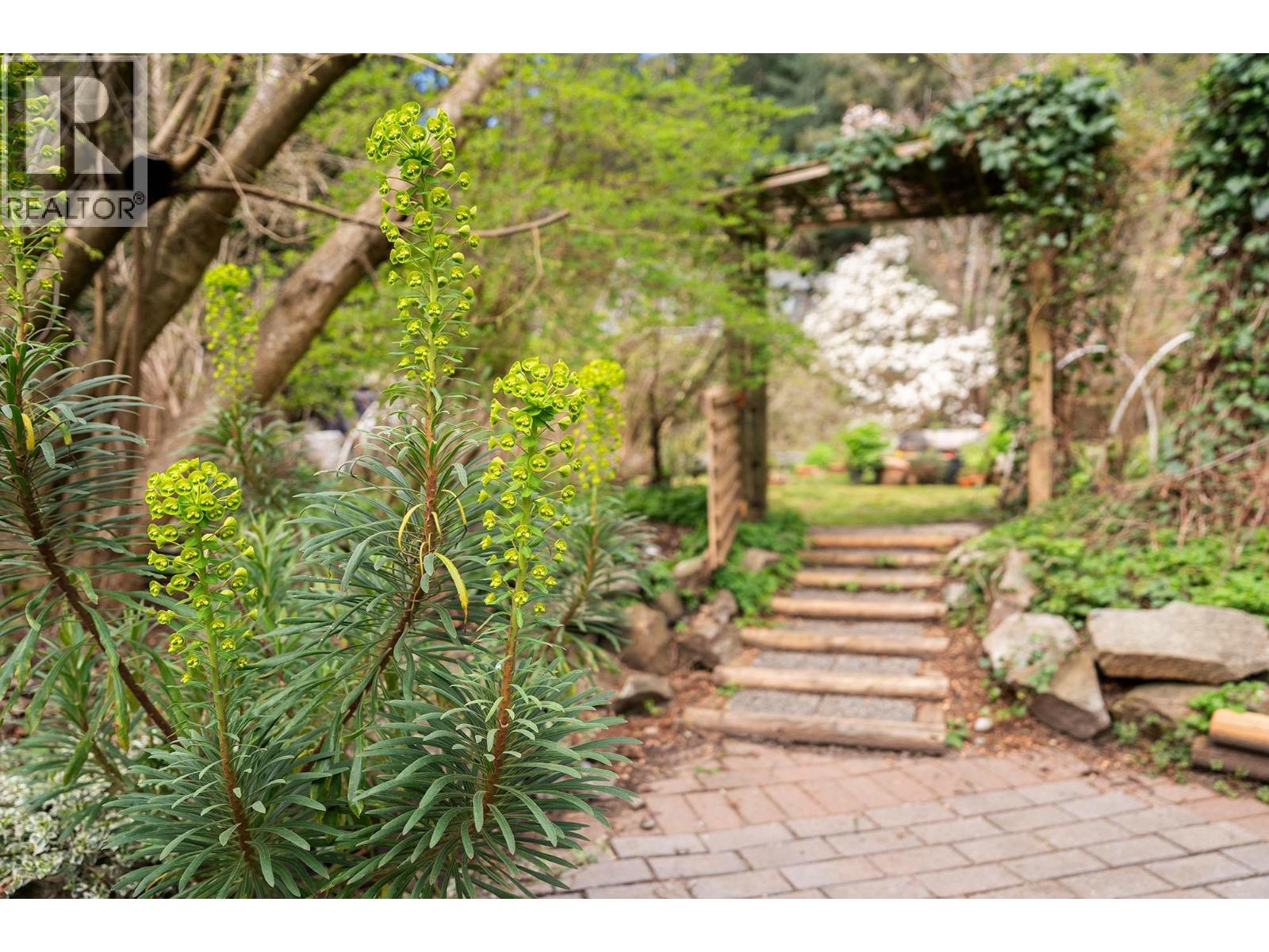 1347 Eagle Cliff Road, Bowen Island, British Columbia  V0N 1G1 - Photo 23 - R3111069