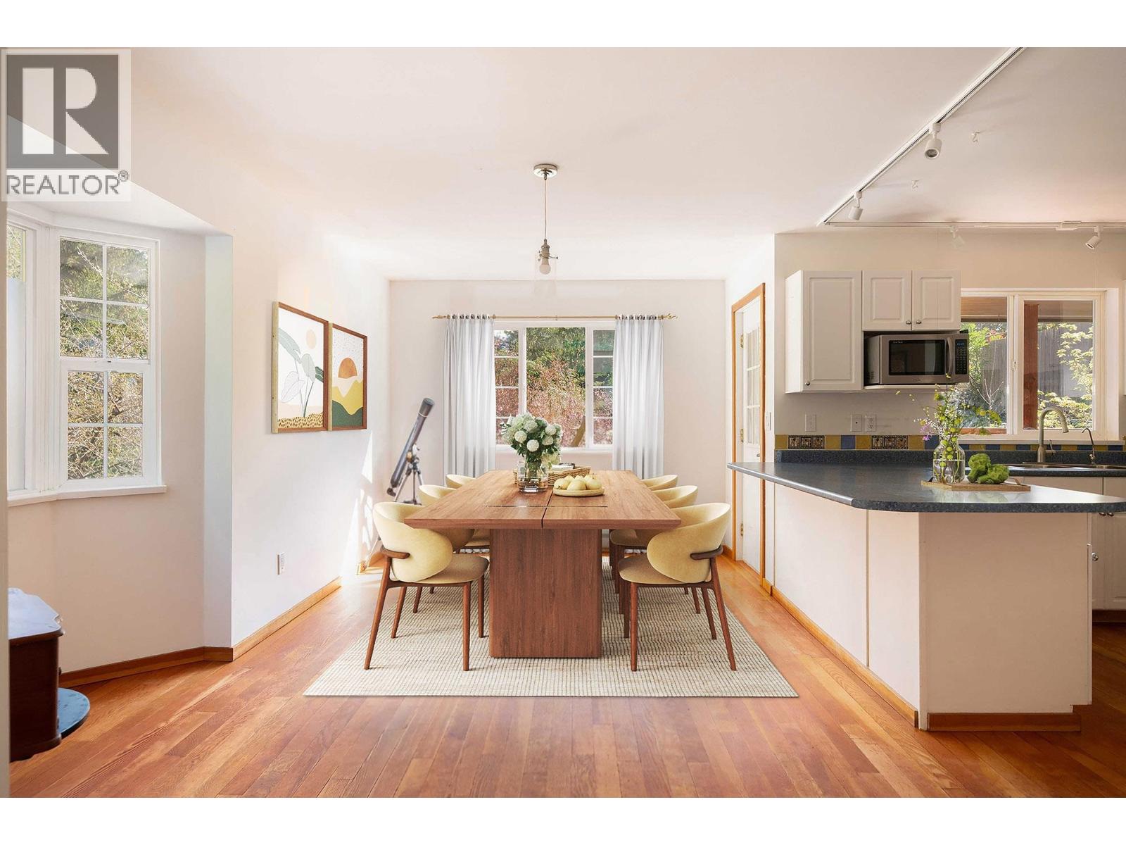 1347 Eagle Cliff Road, Bowen Island, British Columbia  V0N 1G1 - Photo 6 - R3111069