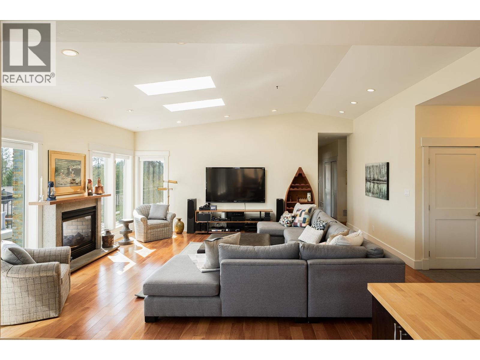 889 Cowan Point Drive, Bowen Island, British Columbia  V0N 1G2 - Photo 17 - R3111070