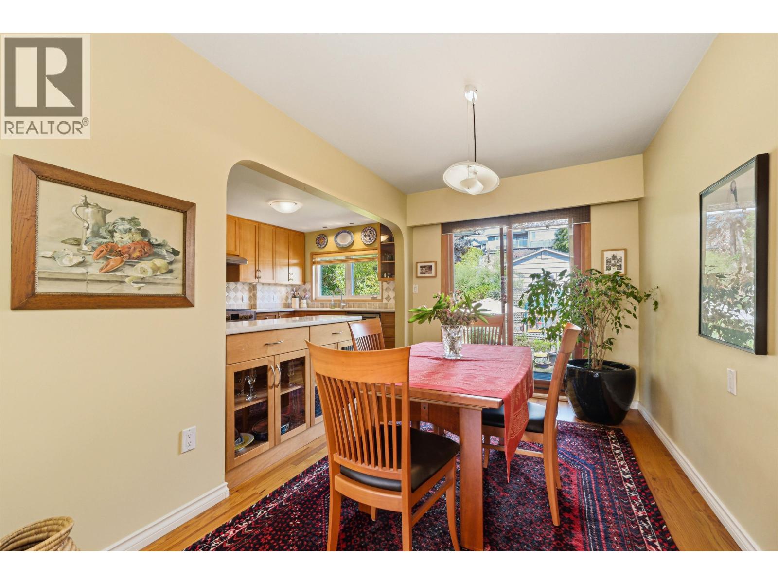 818 E 6th Street, North Vancouver, British Columbia  V7L 1R7 - Photo 16 - R3111072