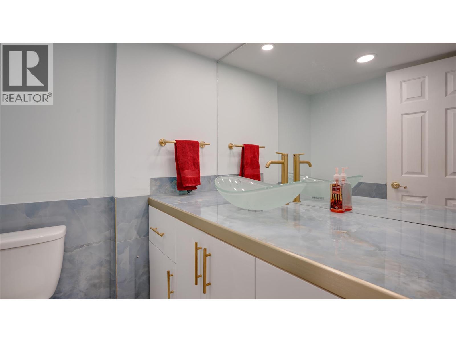 12300 Kalamalka Road, Coldstream, British Columbia  V1B 1M6 - Photo 20 - 10378460