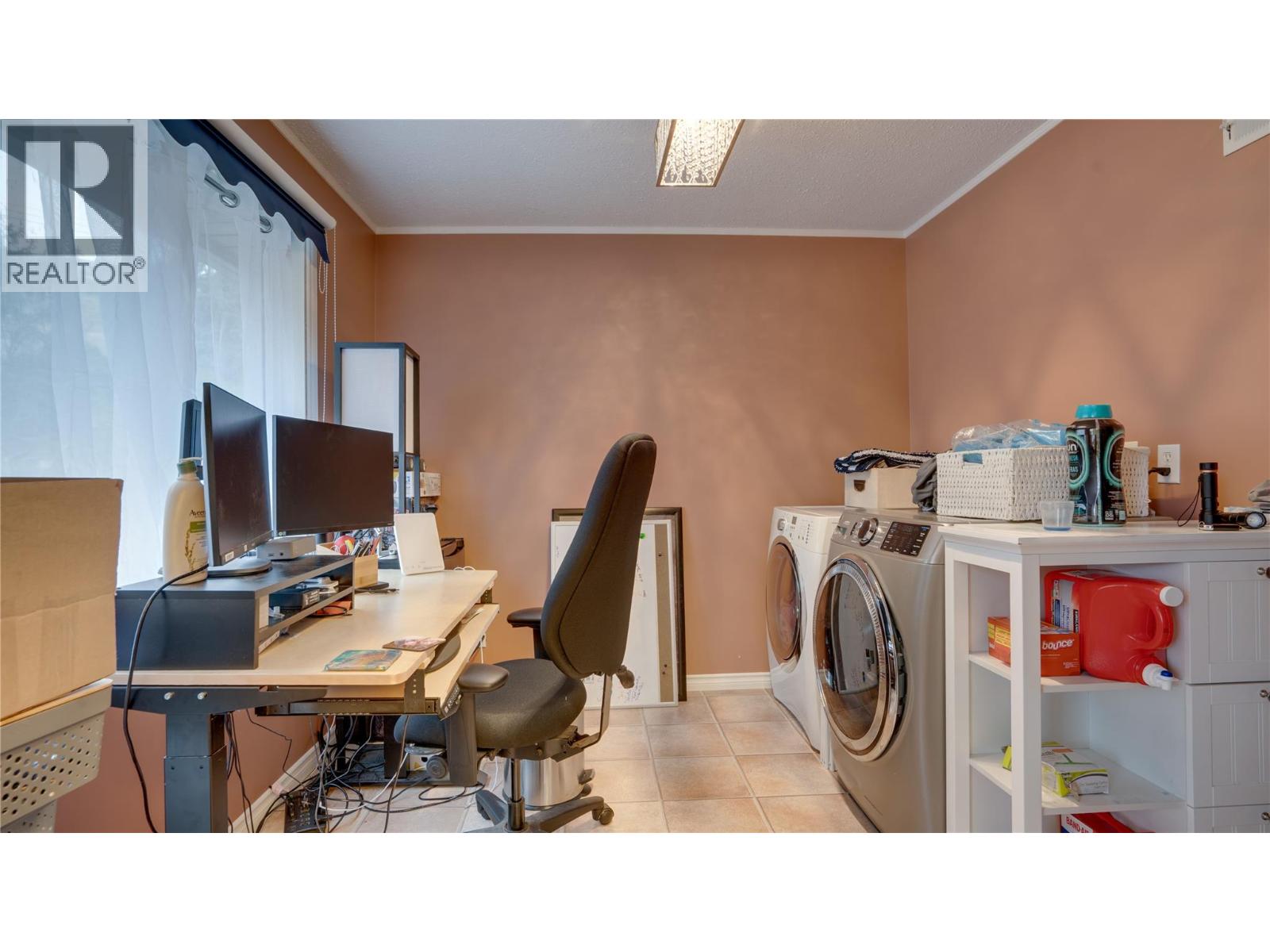 12300 Kalamalka Road, Coldstream, British Columbia  V1B 1M6 - Photo 46 - 10378460