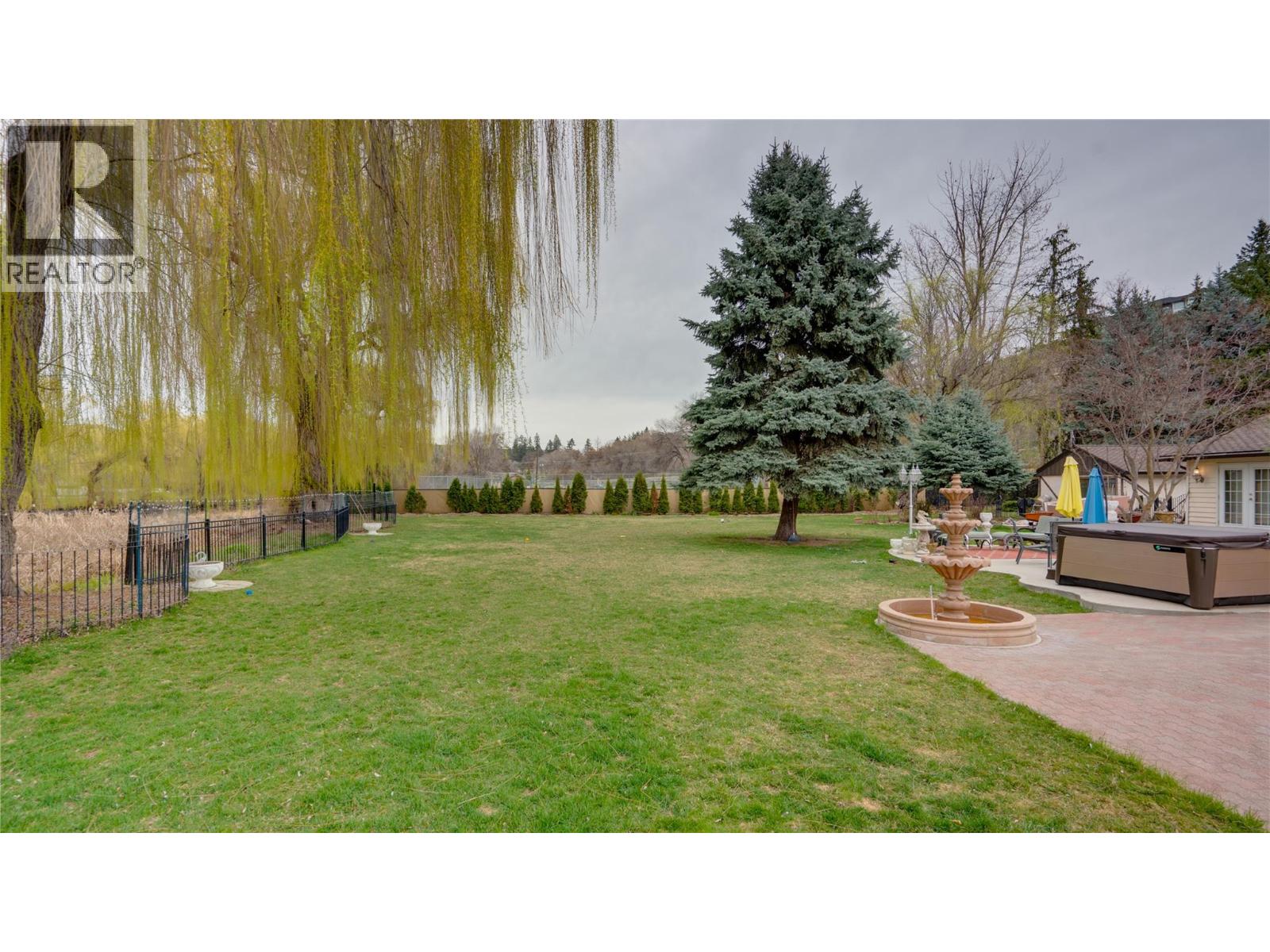 12300 Kalamalka Road, Coldstream, British Columbia  V1B 1M6 - Photo 55 - 10378460