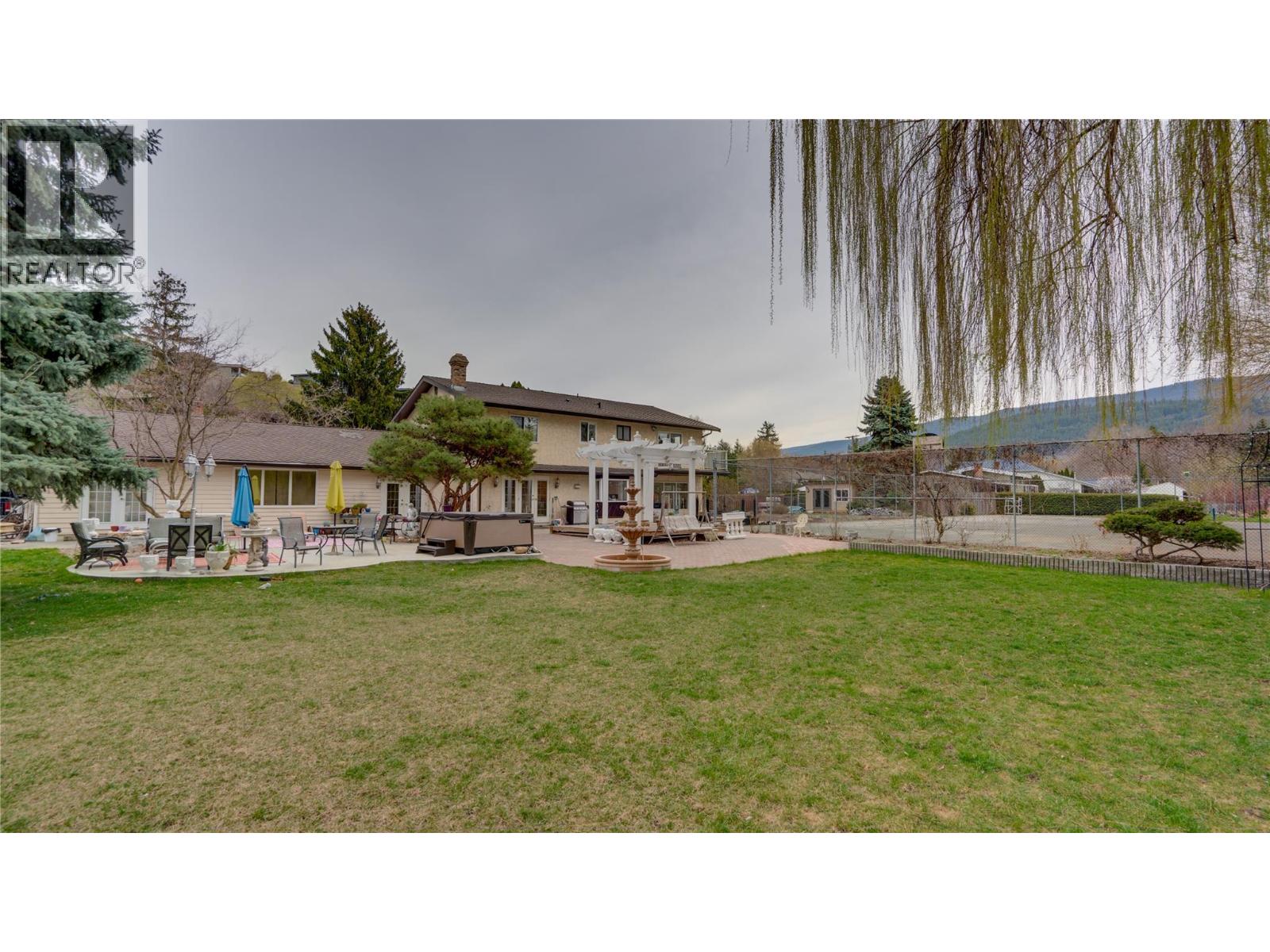 12300 Kalamalka Road, Coldstream, British Columbia  V1B 1M6 - Photo 52 - 10378460