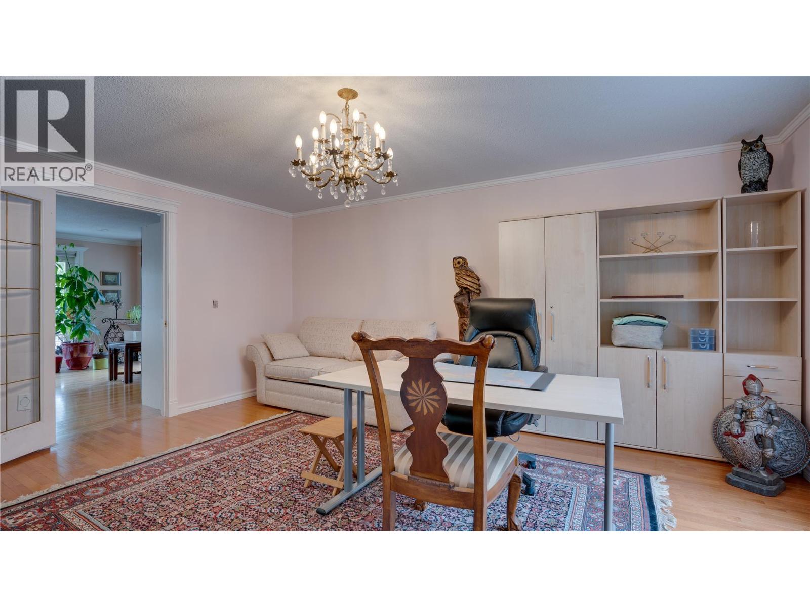 12300 Kalamalka Road, Coldstream, British Columbia  V1B 1M6 - Photo 18 - 10378460