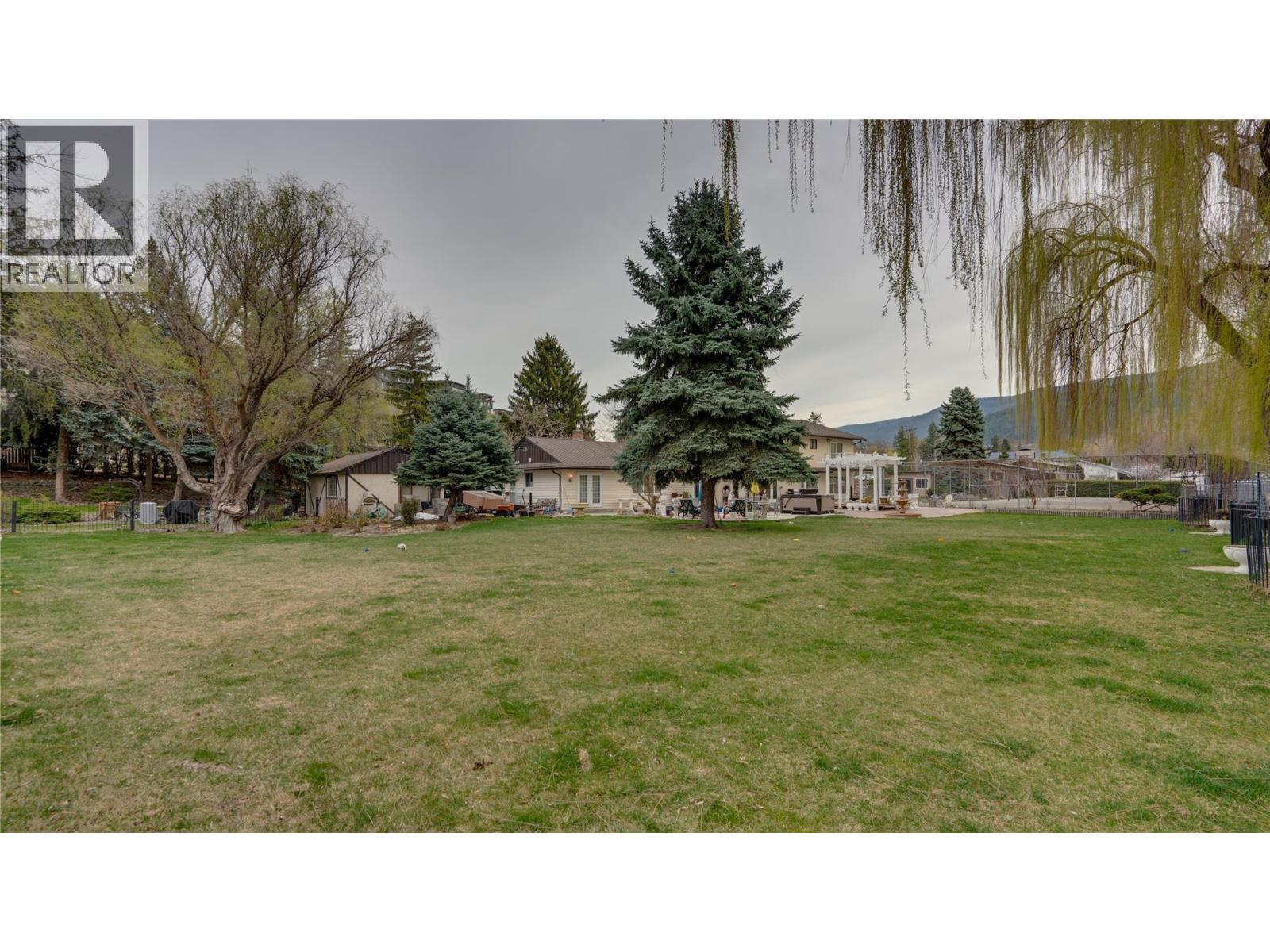 12300 Kalamalka Road, Coldstream, British Columbia  V1B 1M6 - Photo 57 - 10378460