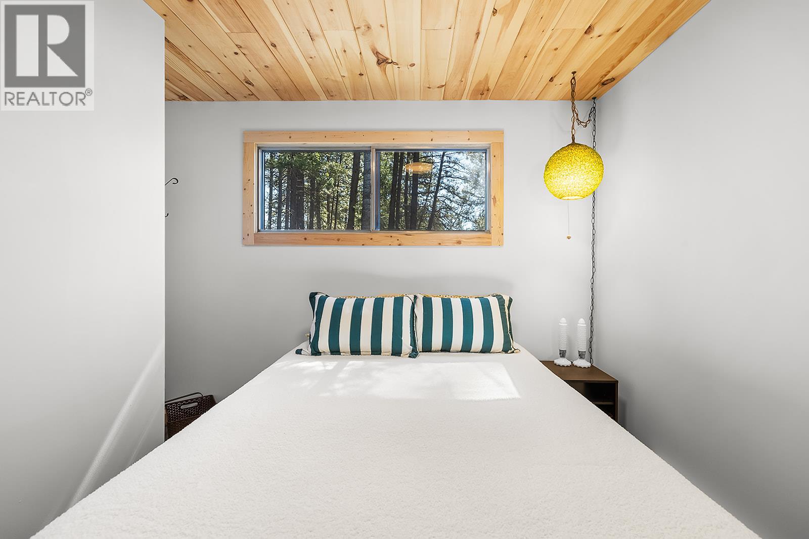 6318 Balsam Road, Wasa, British Columbia  V0B 2K0 - Photo 25 - 10382720