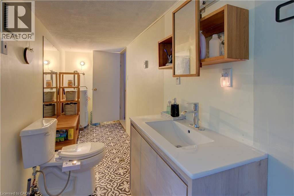 1180 Guigue Road, Sharbot Lake, Ontario  K0H 2P0 - Photo 23 - 40820471