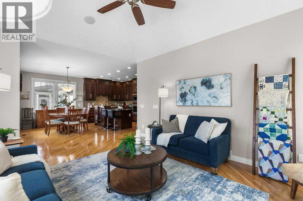 279 Coopers Hill Sw, Airdrie, Alberta  T4B 0R9 - Photo 5 - A2299785