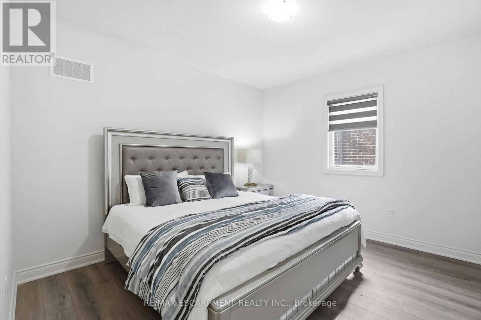 7 Grierson Trail, Hamilton, Ontario L8B 1Z7 - Photo 34 - X12897270