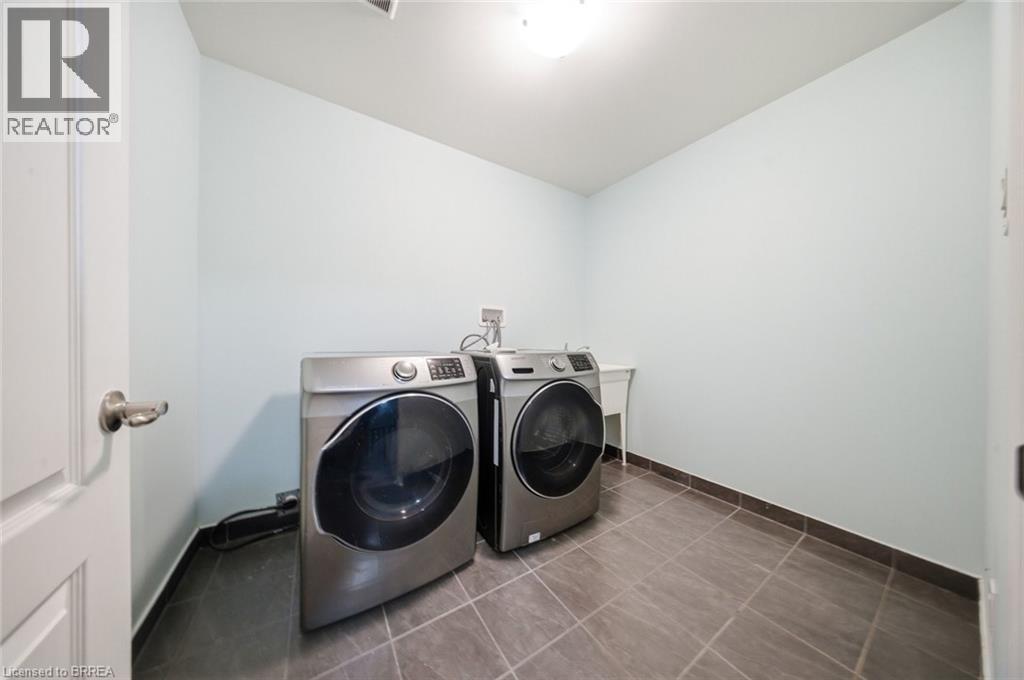 10 Kneale Street, Brantford, Ontario  N3S 0J2 - Photo 24 - 40820086