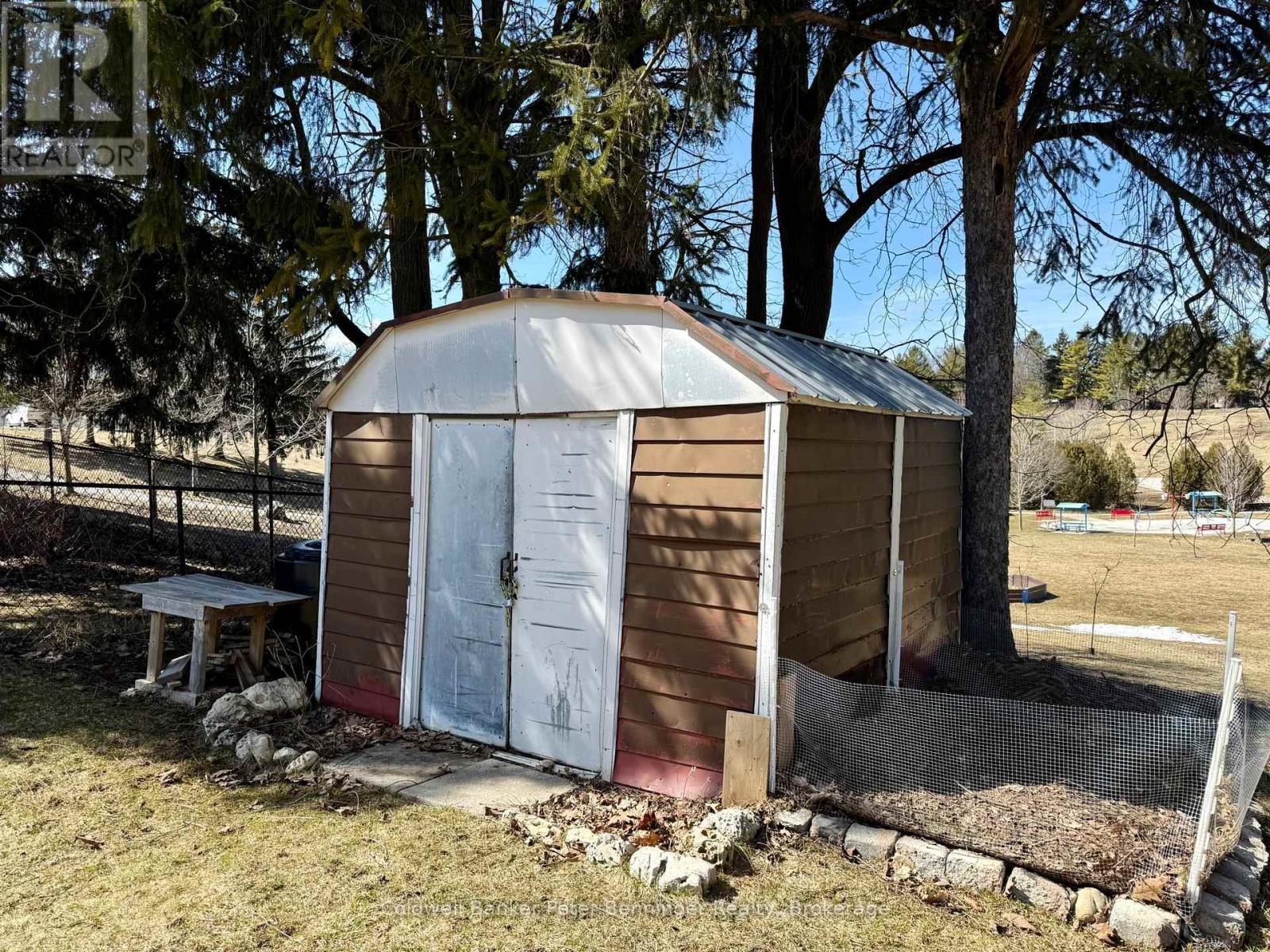 22 Mcgivern Street, Brockton, Ontario  N0G 2V0 - Photo 32 - X12929140