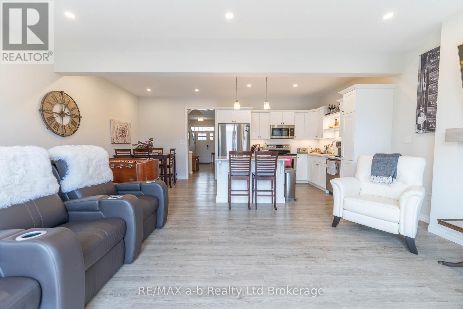 19 Huntley Avenue, Tillsonburg, Ontario  N4G 0J3 - Photo 12 - X12995876