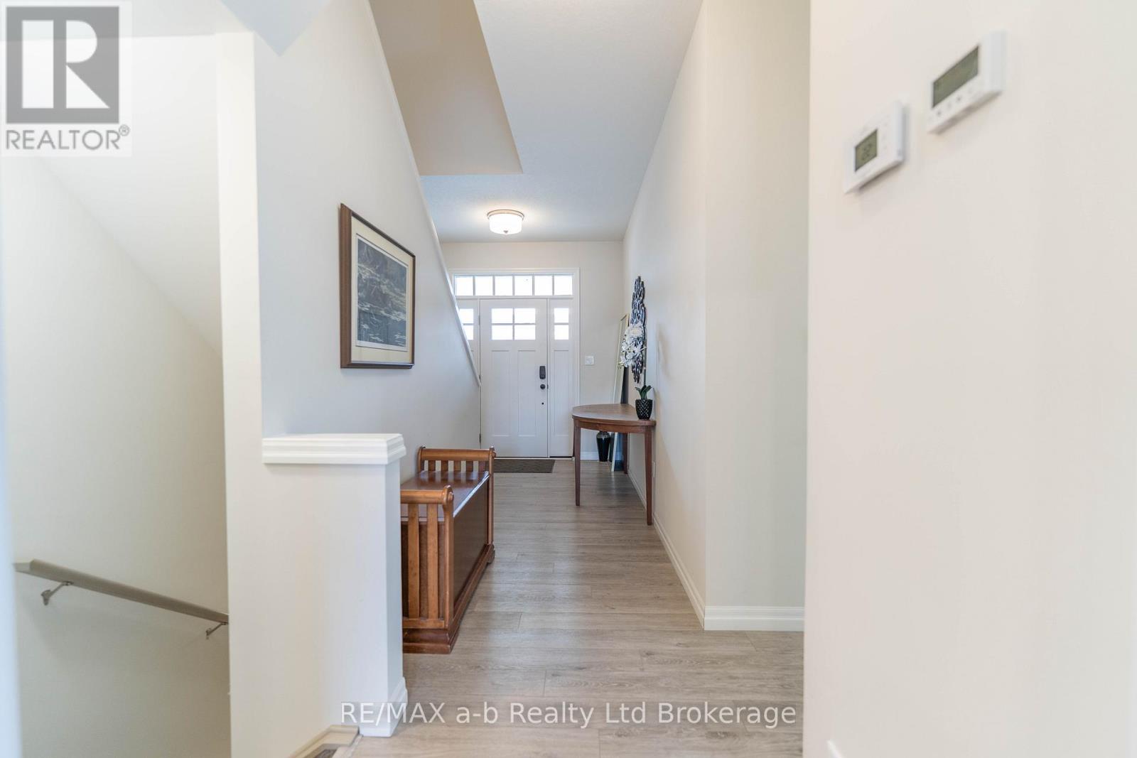 19 Huntley Avenue, Tillsonburg, Ontario  N4G 0J3 - Photo 6 - X12995876