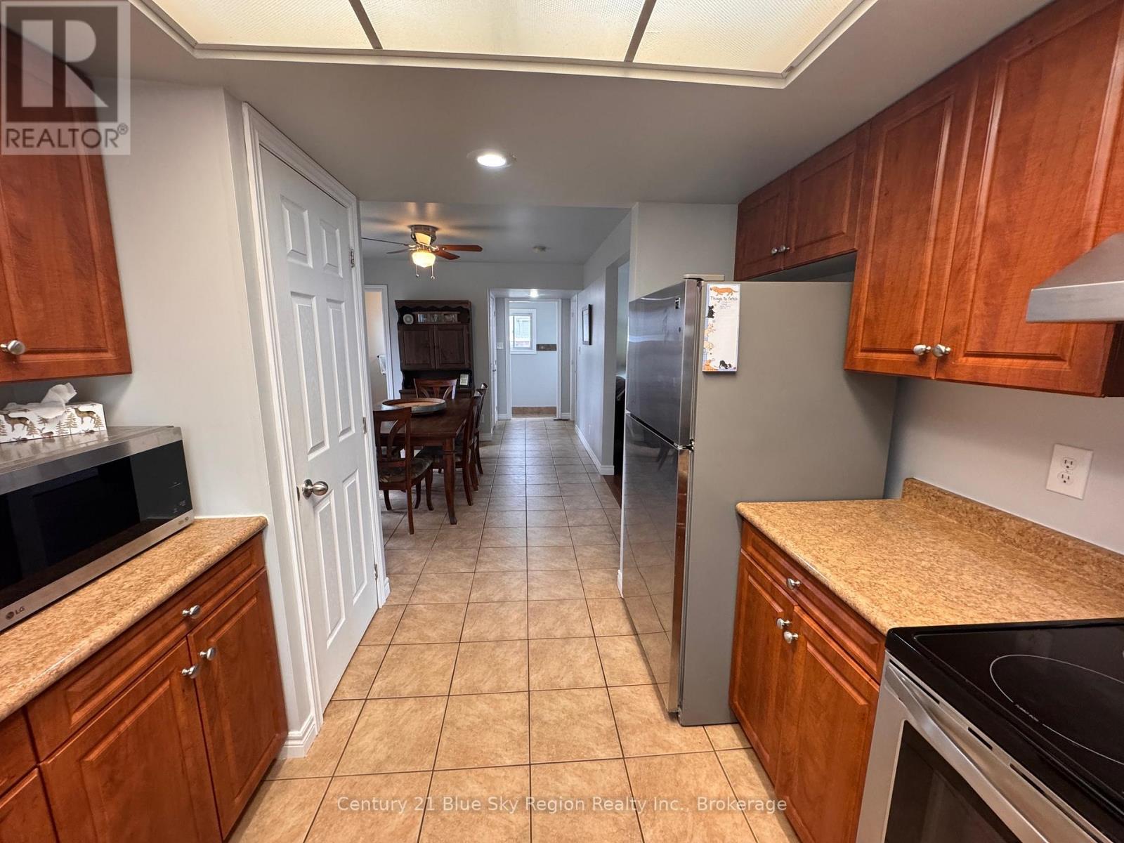 387 Main Street, Powassan, Ontario  P0H 1Z0 - Photo 5 - X12995908