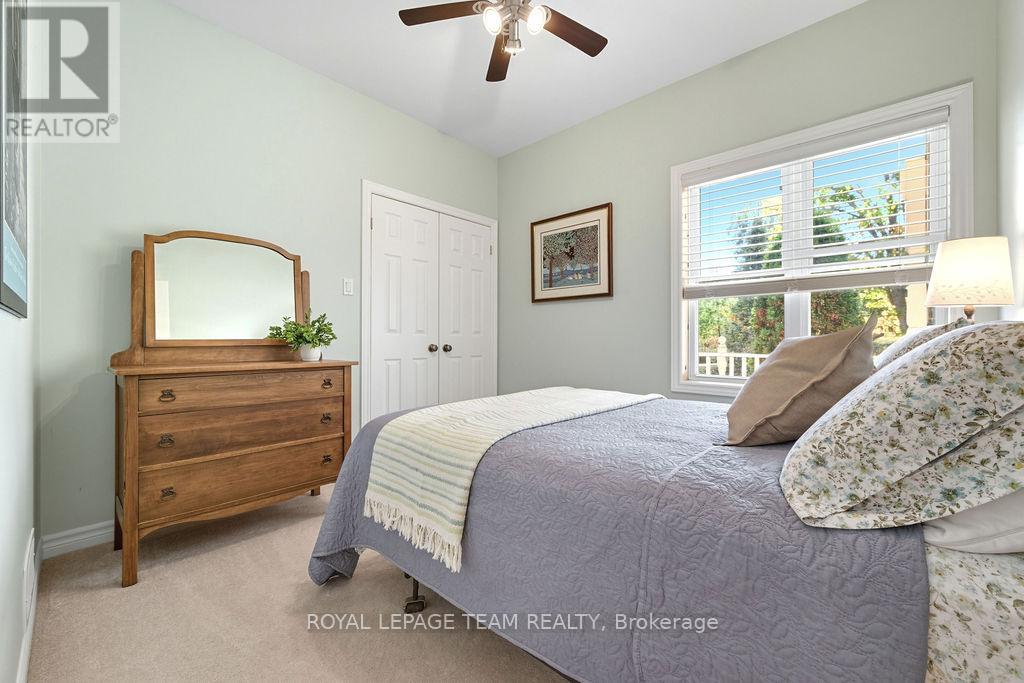 698 Barryvale Road, Greater Madawaska, Ontario K0J 1H0 - Photo 16 - X12666028