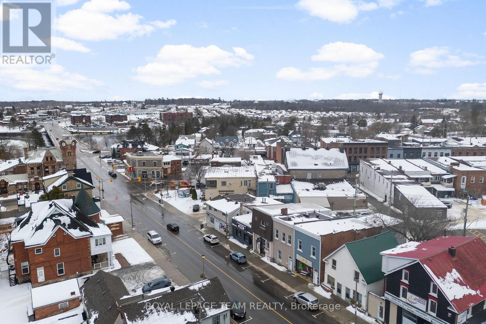 56 Madawaska Street, Arnprior, Ontario  K7S 1R9 - Photo 8 - X12685212