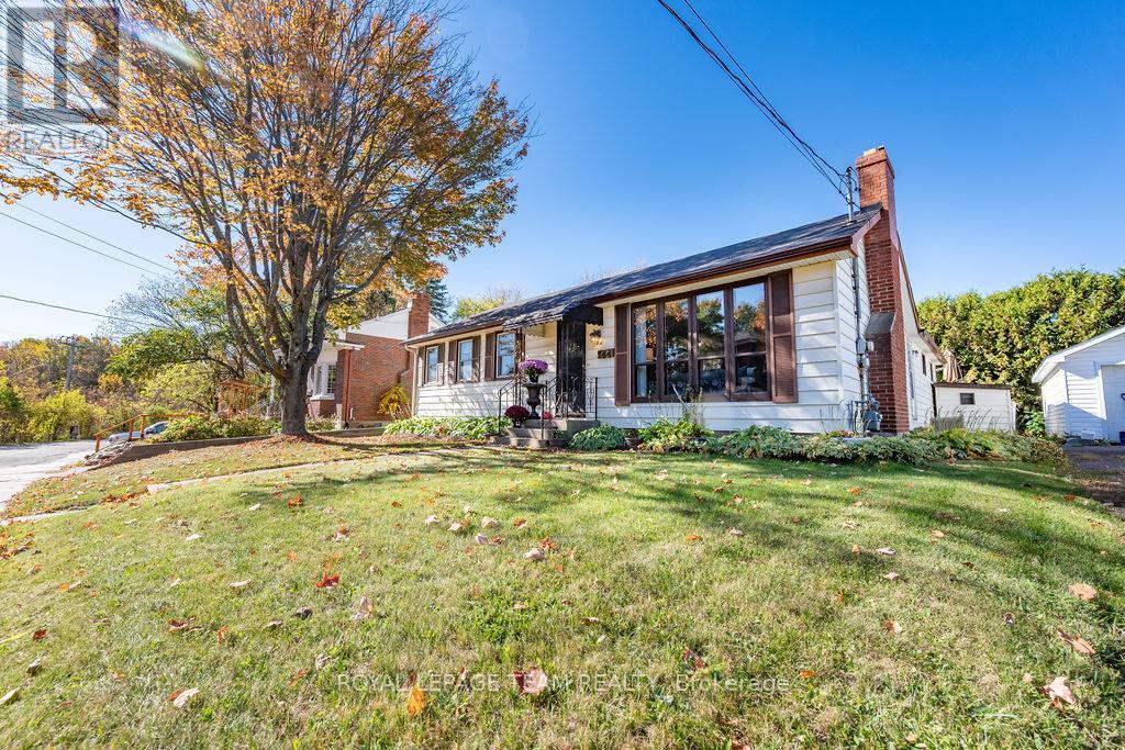 144 Opeongo Road, Renfrew, Ontario  K7V 2T5 - Photo 2 - X12750224