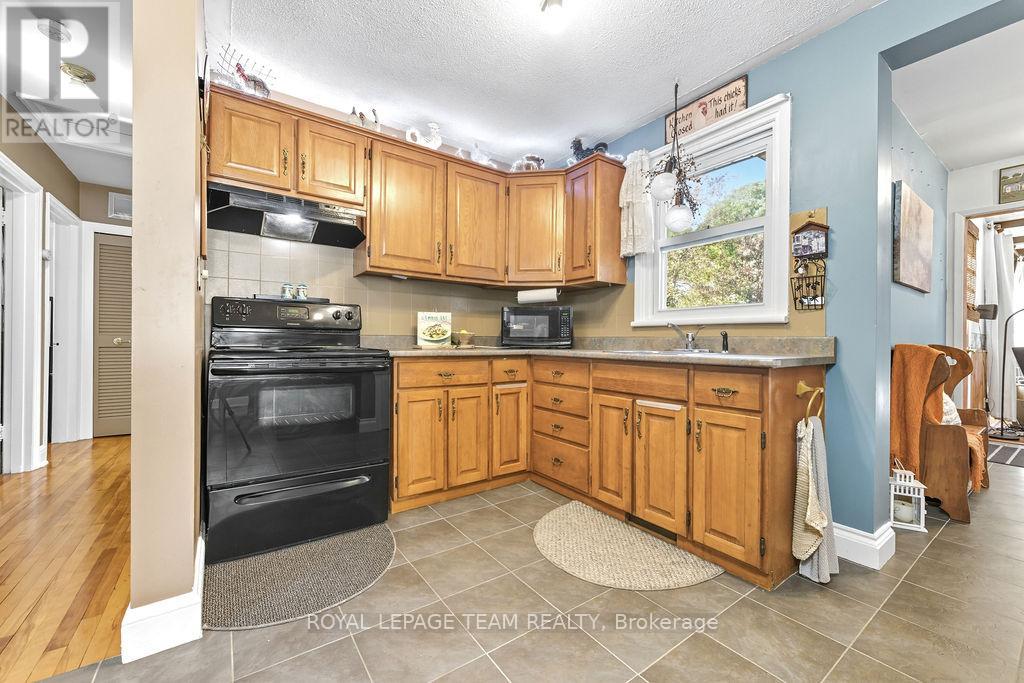 144 Opeongo Road, Renfrew, Ontario  K7V 2T5 - Photo 13 - X12750224