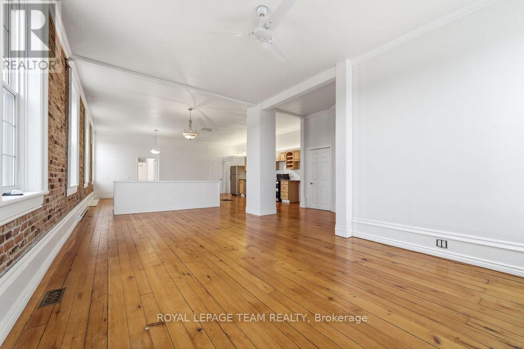 4 Elgin Street W, Arnprior, Ontario  K7S 1N3 - Photo 18 - X12809964