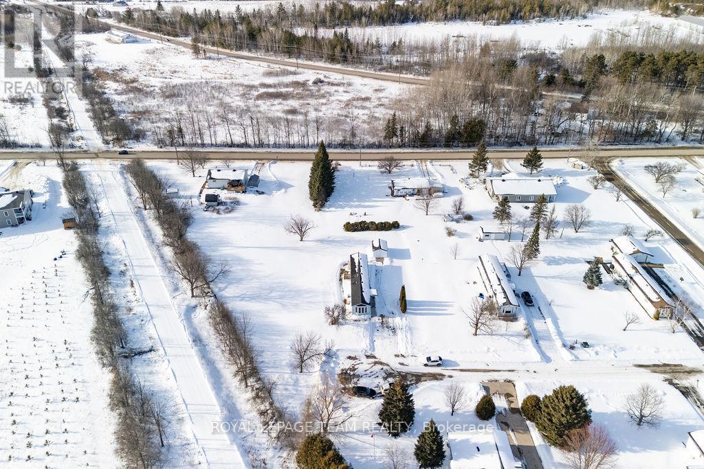 46 Sunset Lane, Horton, Ontario  K7V 0A5 - Photo 38 - X12810294