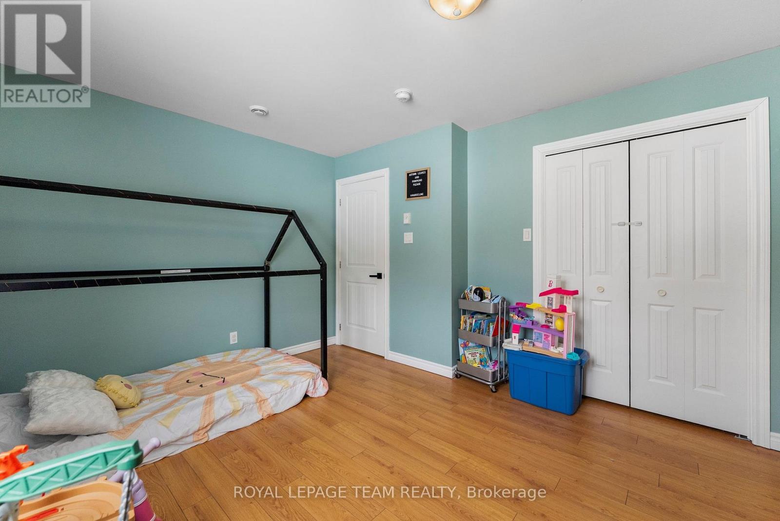 1086 Victory Lane, Frontenac, Ontario K0J 1H0 - Photo 18 - X12848526