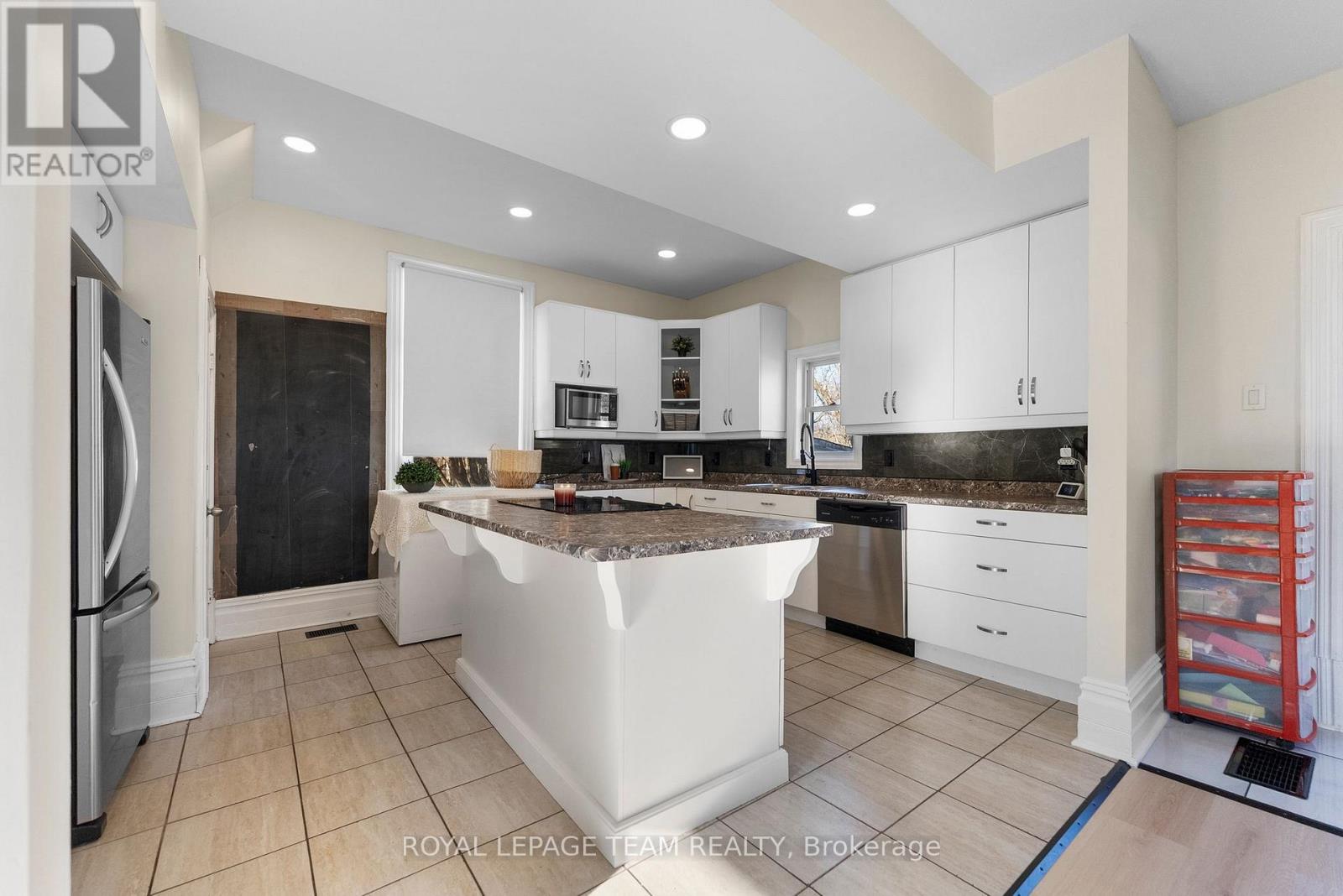 290 Thompson Avenue, Renfrew, Ontario  K7V 3B7 - Photo 10 - X12871762