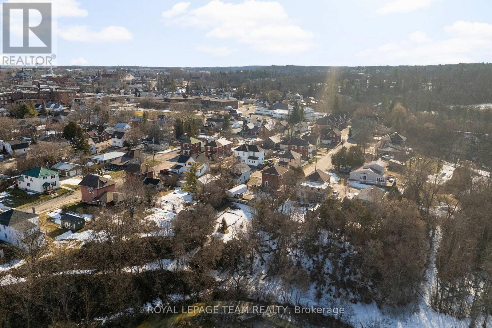 290 Thompson Avenue, Renfrew, Ontario  K7V 3B7 - Photo 27 - X12871762