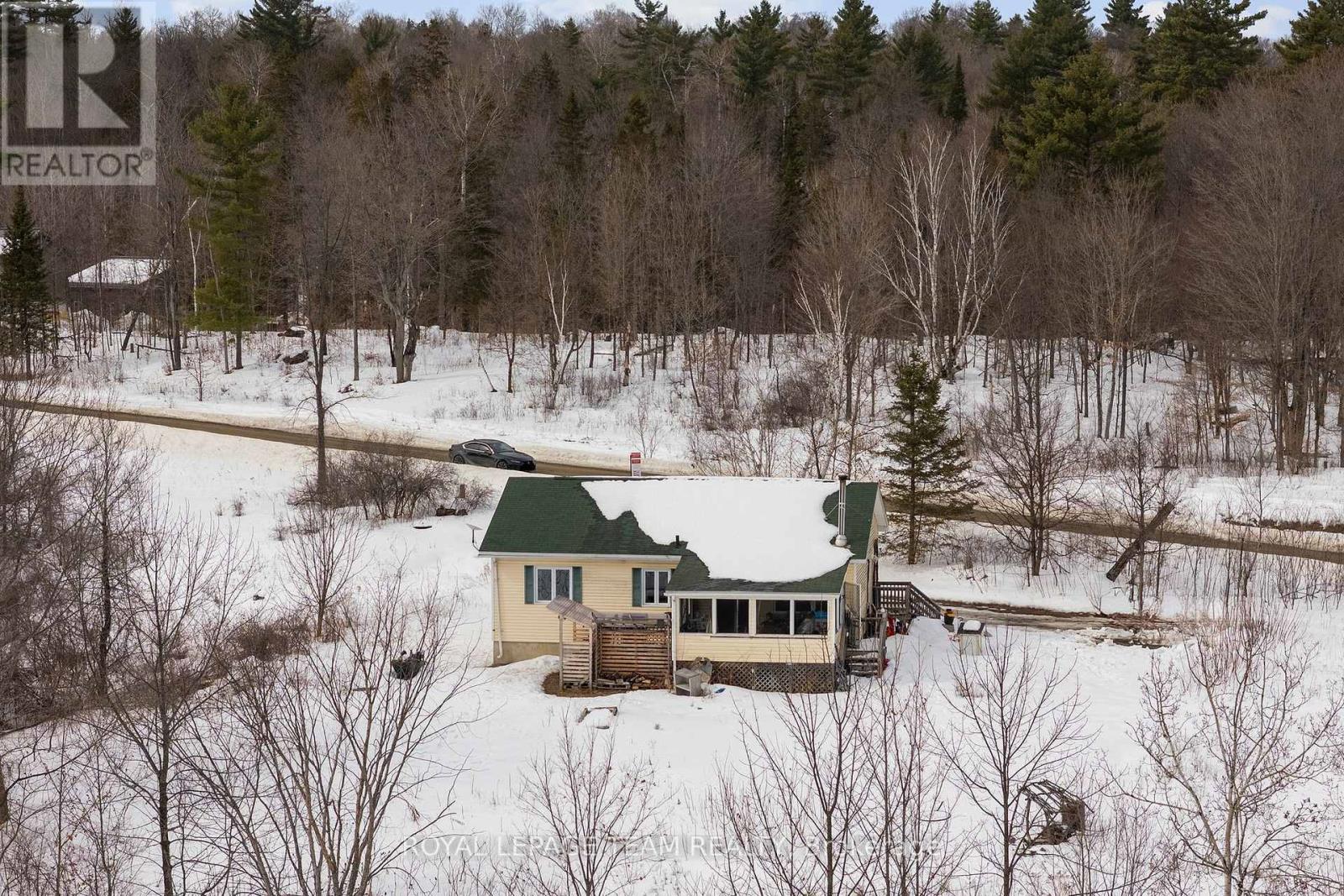 1086 Victory Lane, Frontenac, Ontario K0J 1H0 - Photo 22 - X12848526