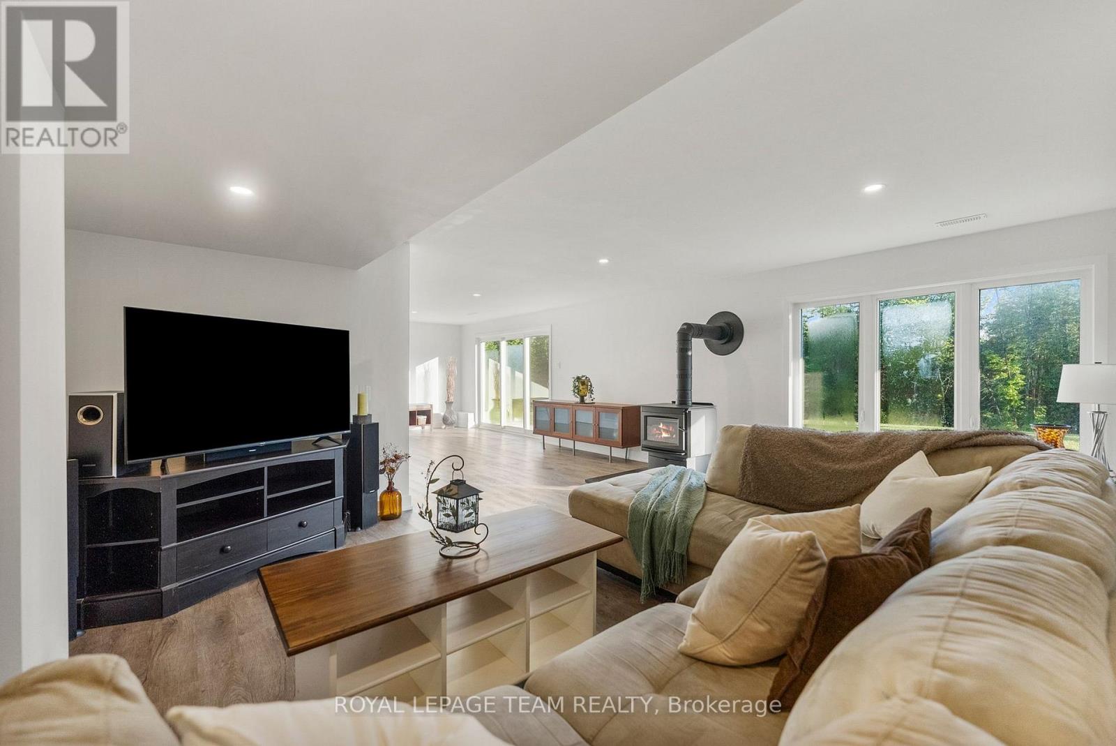 44 Morning Flight Court, Greater Madawaska, Ontario  K0J 1H0 - Photo 28 - X12949206