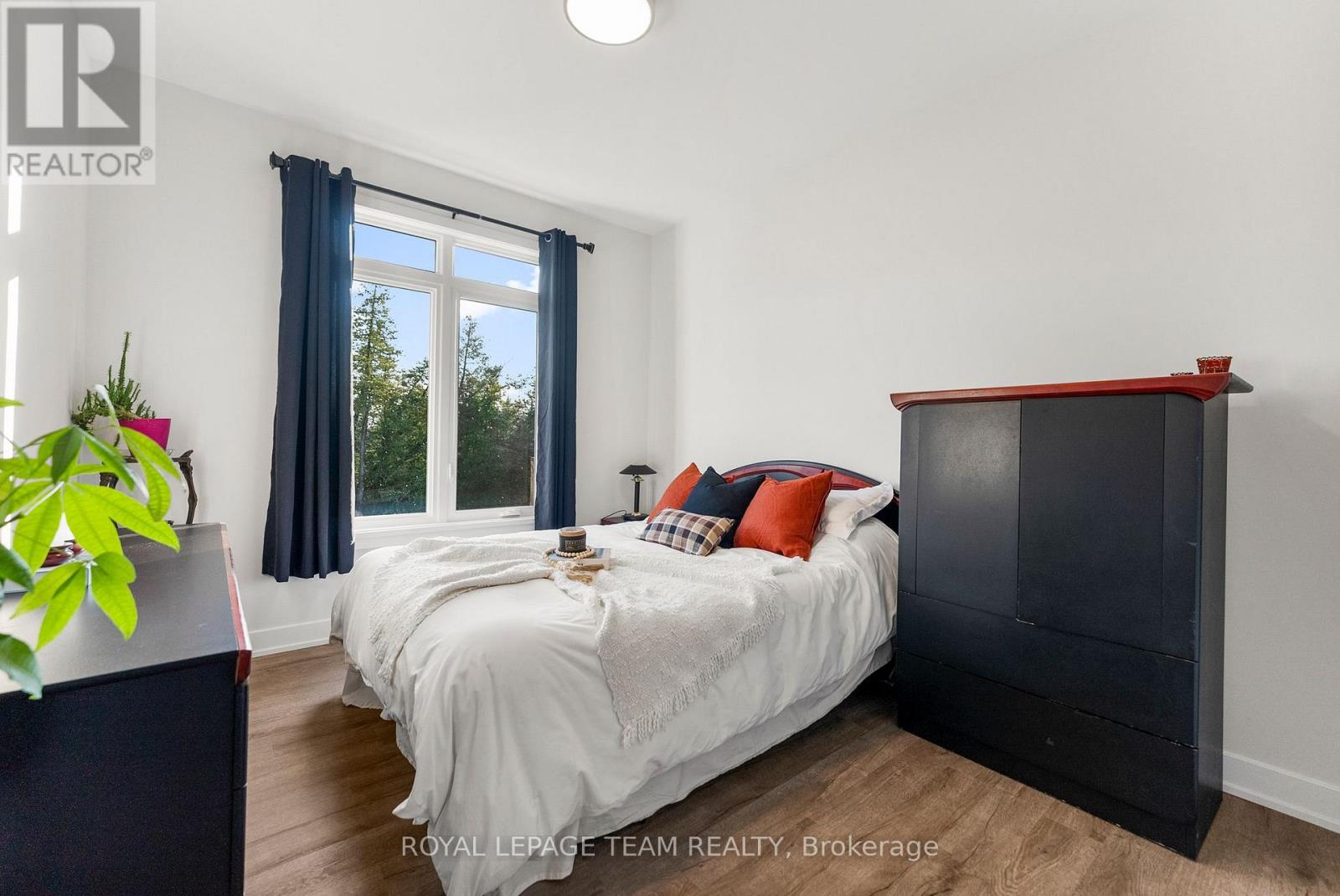 44 Morning Flight Court, Greater Madawaska, Ontario  K0J 1H0 - Photo 24 - X12949206