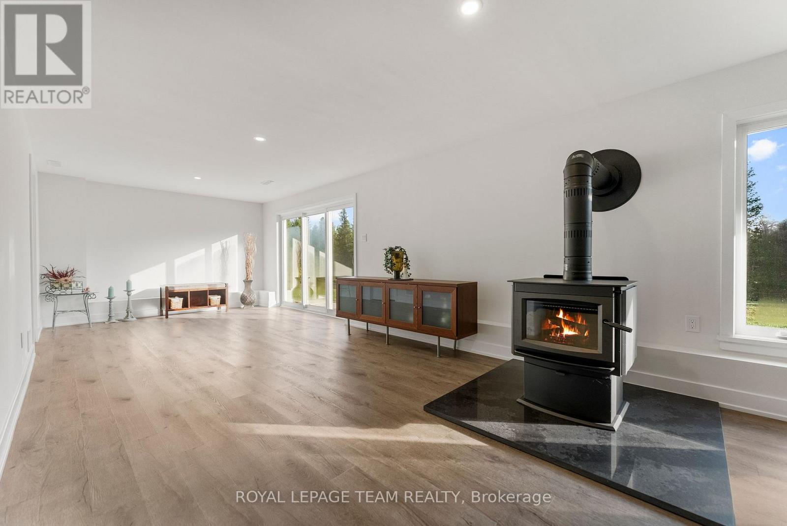 44 Morning Flight Court, Greater Madawaska, Ontario  K0J 1H0 - Photo 30 - X12949206