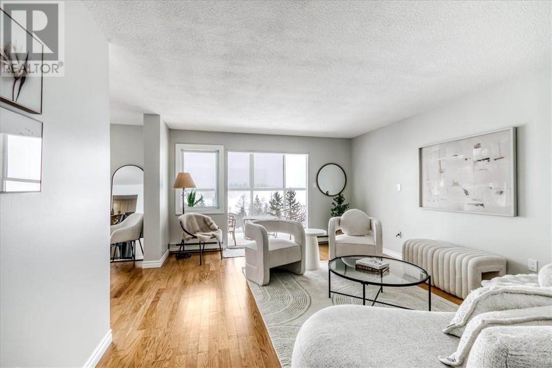 2000 Regent Unit# 202, Greater Sudbury, Ontario  P3E 5T5 - Photo 4 - 2127103