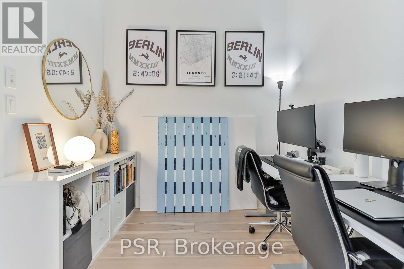 2806 - 8 The Esplanade Street, Toronto, Ontario  M5E 0A6 - Photo 4 - C12995104