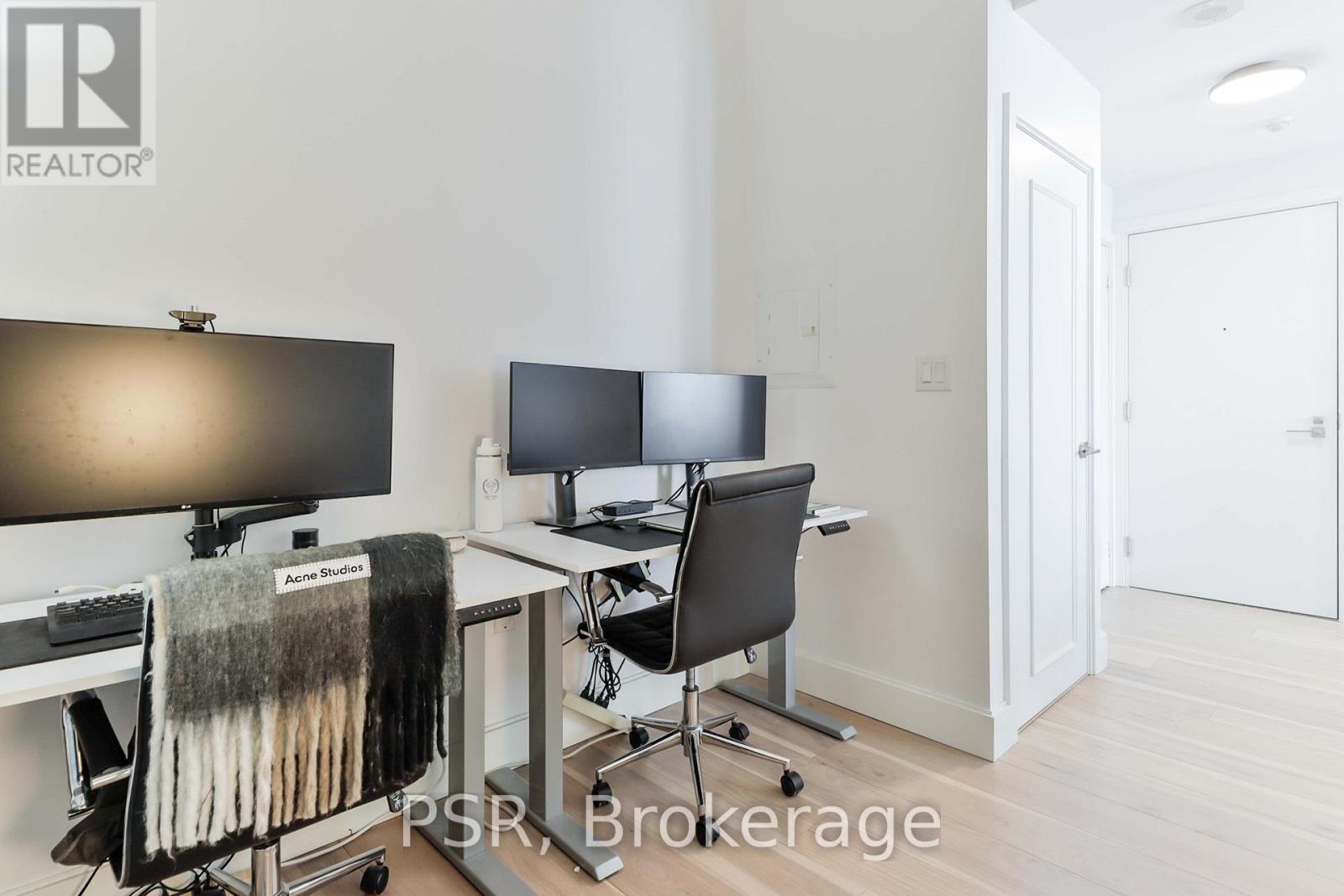 2806 - 8 The Esplanade Street, Toronto, Ontario  M5E 0A6 - Photo 5 - C12995104