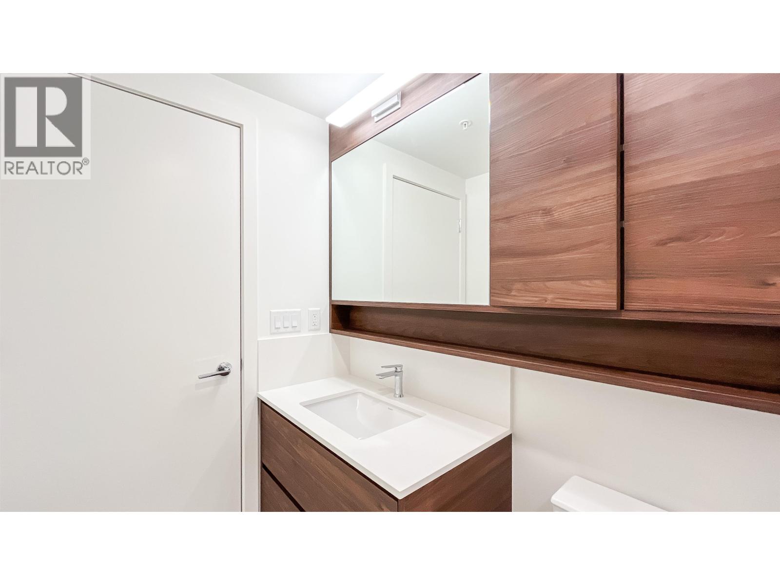 703 595 Austin Avenue, Coquitlam, British Columbia  V3K 0G7 - Photo 16 - R3110445