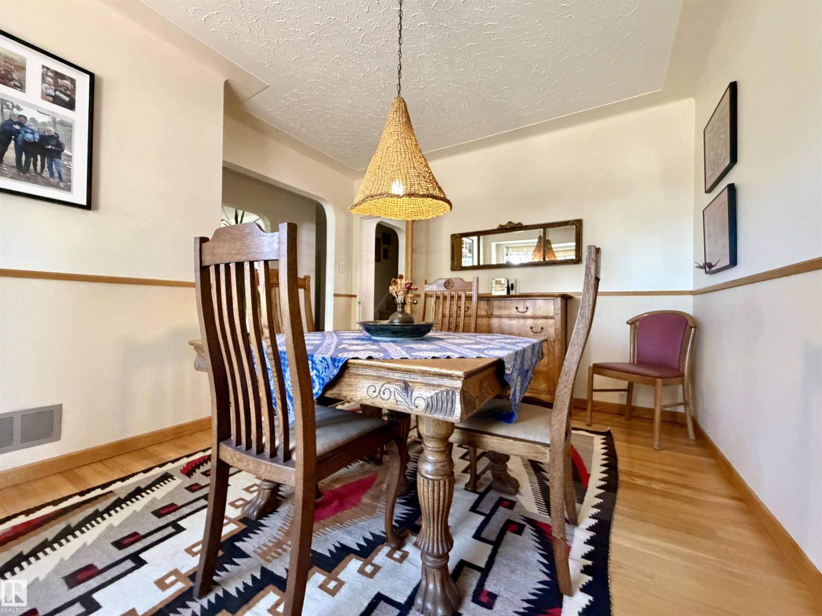 8734 117 St NW, Edmonton, Alberta  T6G 1R5 - Photo 16 - E4481972