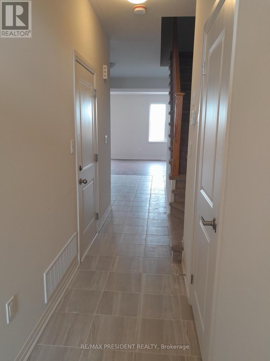 80 Middleton Street, Zorra, Ontario  N0M 2M0 - Photo 3 - X12931066