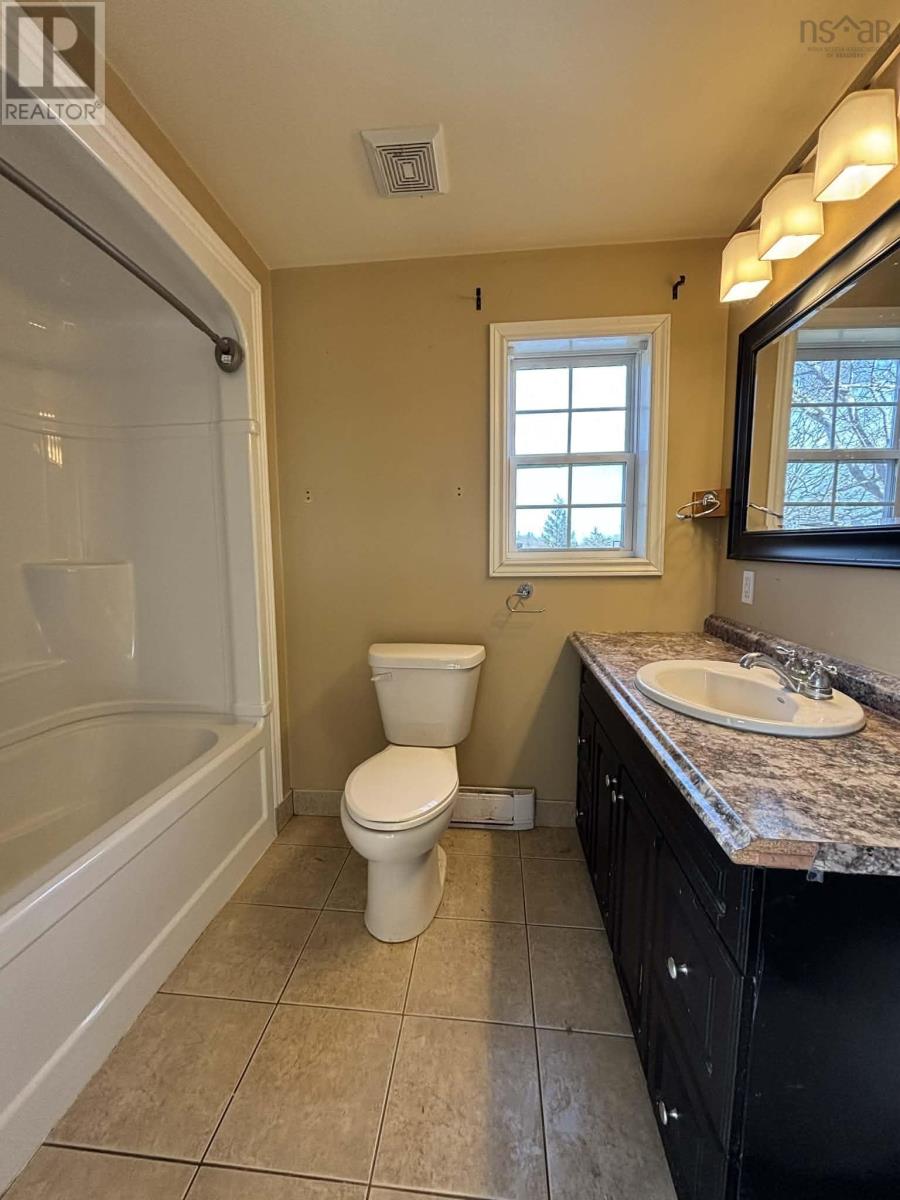 669 Lakeside Road, Dayton, Nova Scotia  B5A 5K3 - Photo 18 - 202604339