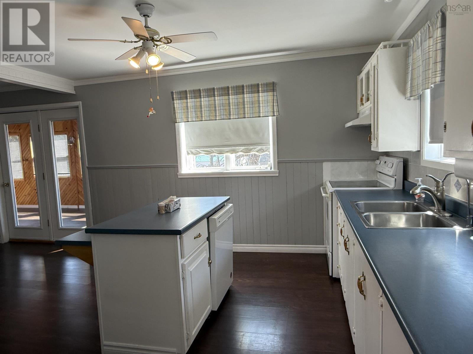 239 High Street, Pictou, Nova Scotia  B0K 1H0 - Photo 21 - 202607065