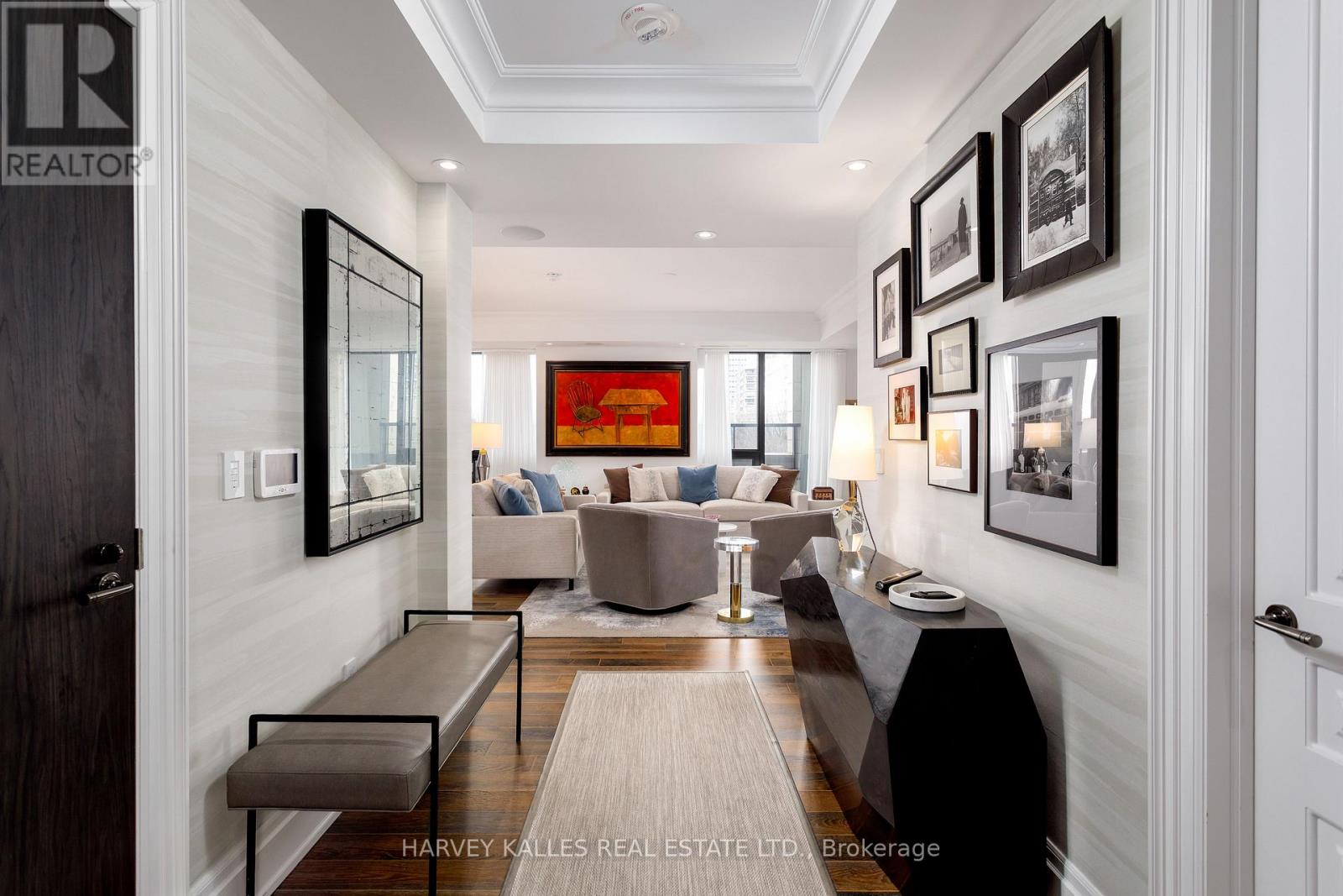 701 - 1 FOREST HILL ROAD, Toronto, Ontario