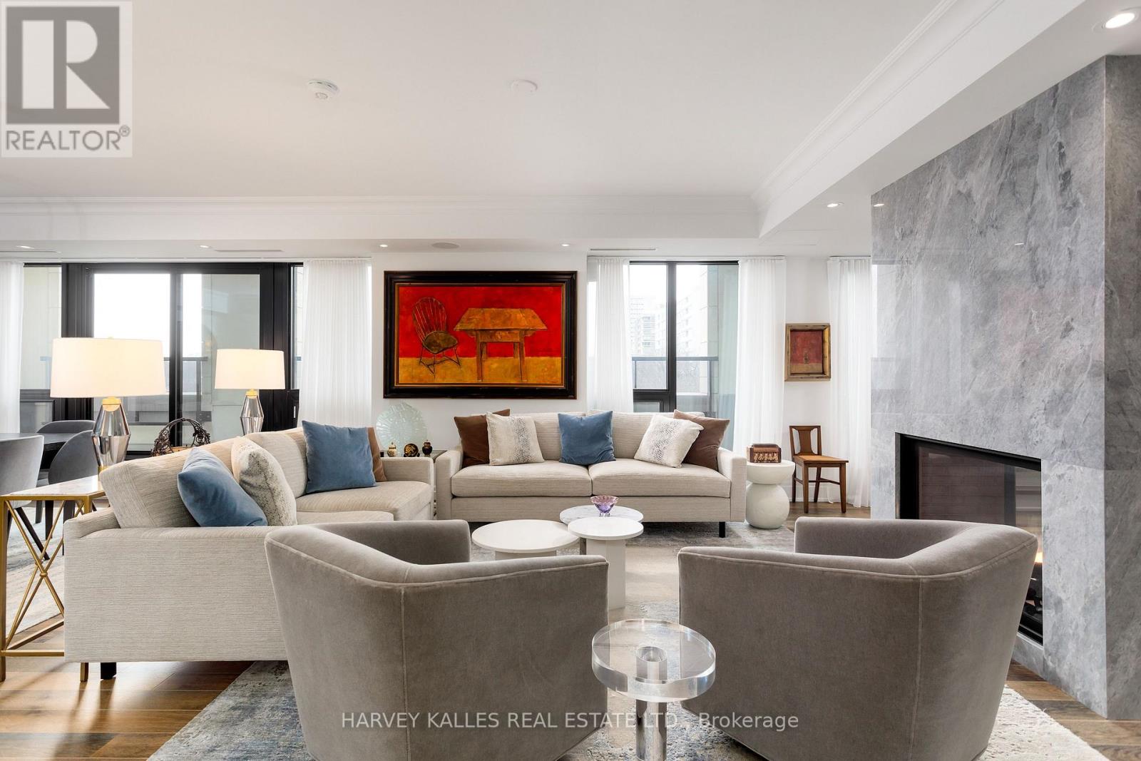 701 - 1 Forest Hill Road, Toronto, Ontario  M4V 1R1 - Photo 2 - C12995804