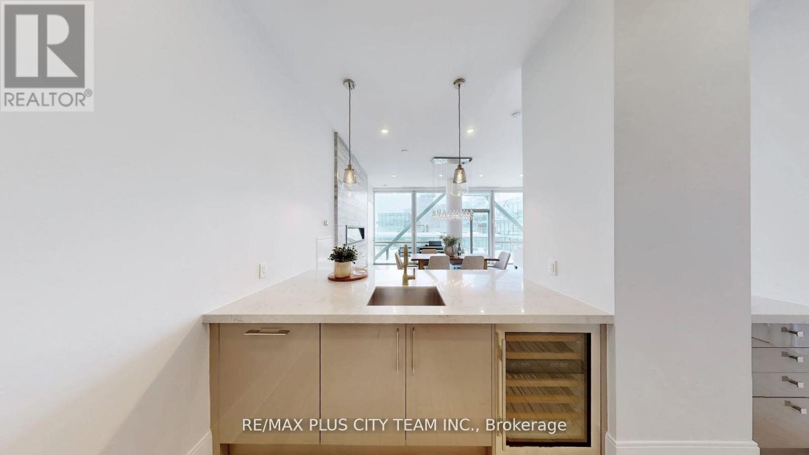 1305 - 39 Queens Quay E, Toronto, Ontario  M5E 0A5 - Photo 11 - C12995822