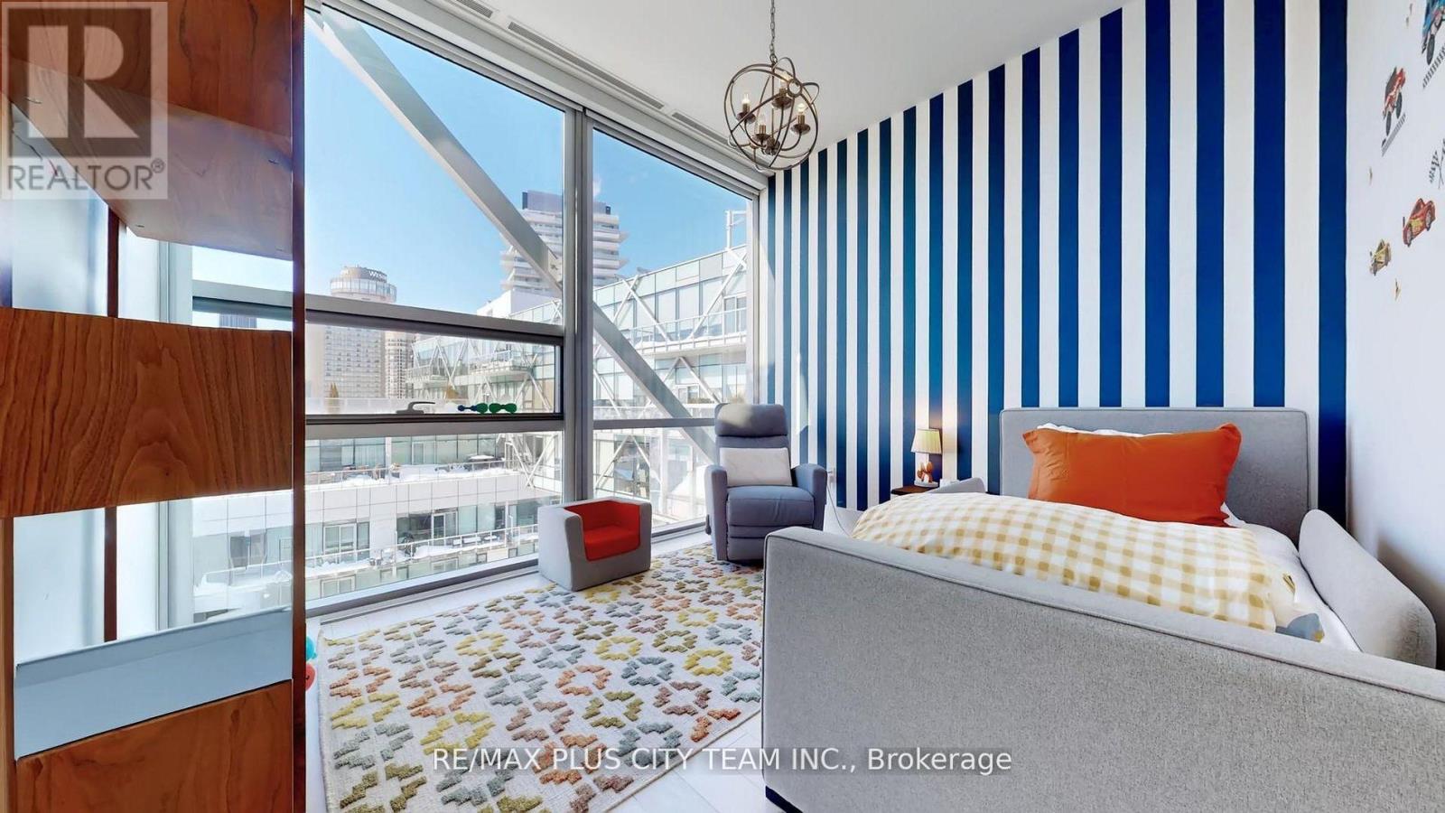 1305 - 39 Queens Quay E, Toronto, Ontario  M5E 0A5 - Photo 17 - C12995822