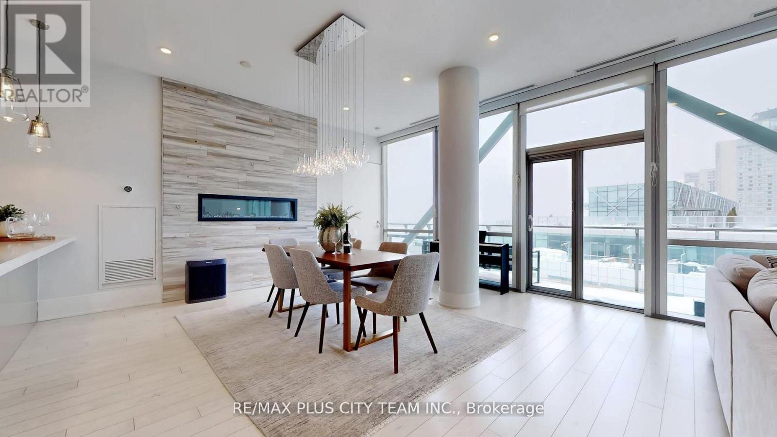 1305 - 39 Queens Quay E, Toronto, Ontario  M5E 0A5 - Photo 6 - C12995822